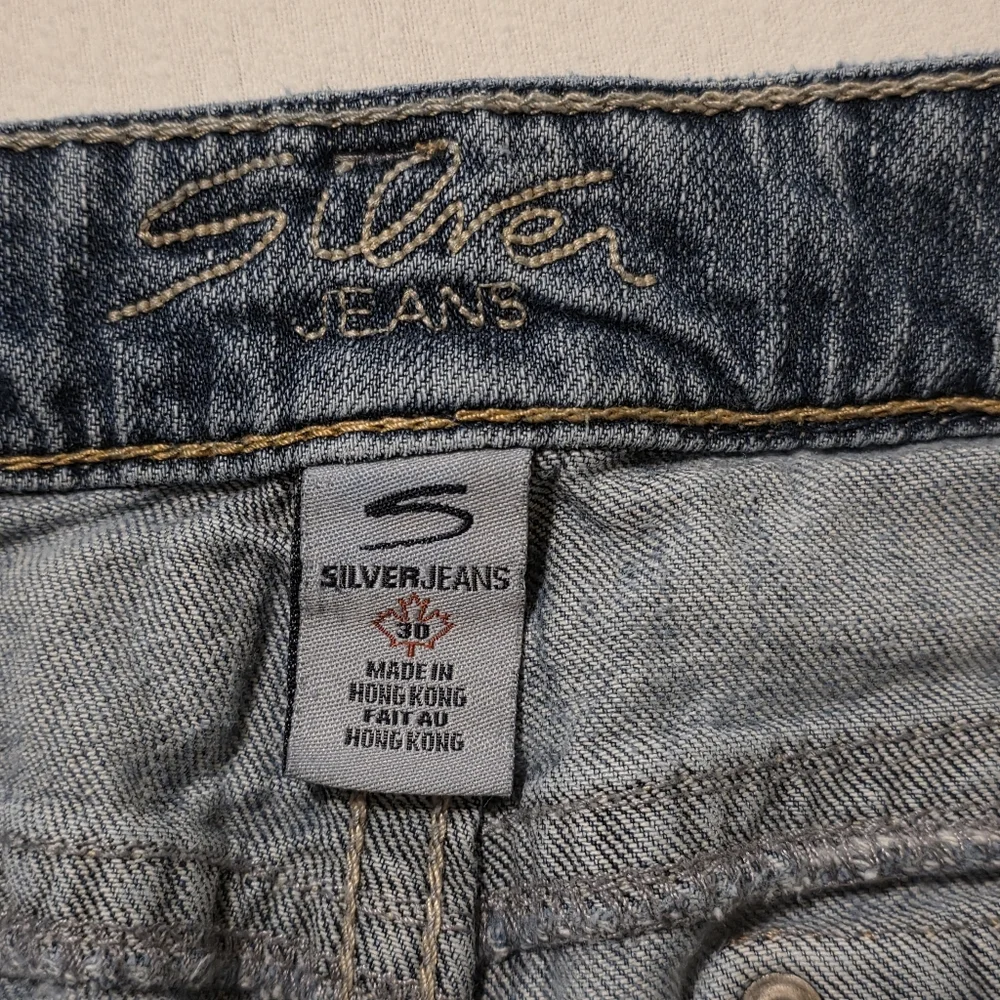 Silver Hillary Bermuda Denim Jean Shorts Fashion Distressing And Holes Low Rise